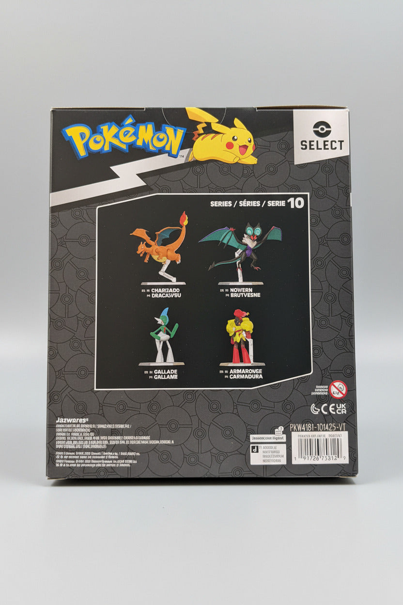 Pokemon Gallade 6" Super-Articulated Action Figure (Target Exclusive)