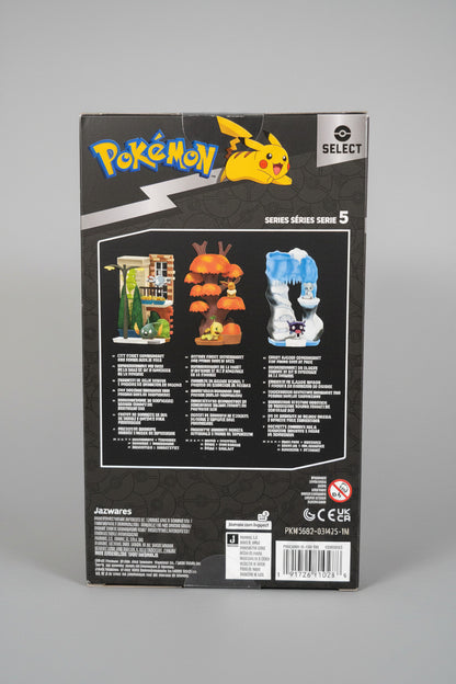 Pokemon City Street Environment - 6 inch Multi-Level Display Set with Two 2 inch Battle Figures